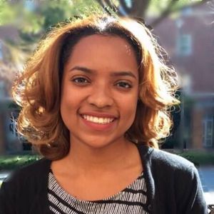 Meet your Posher, Elise